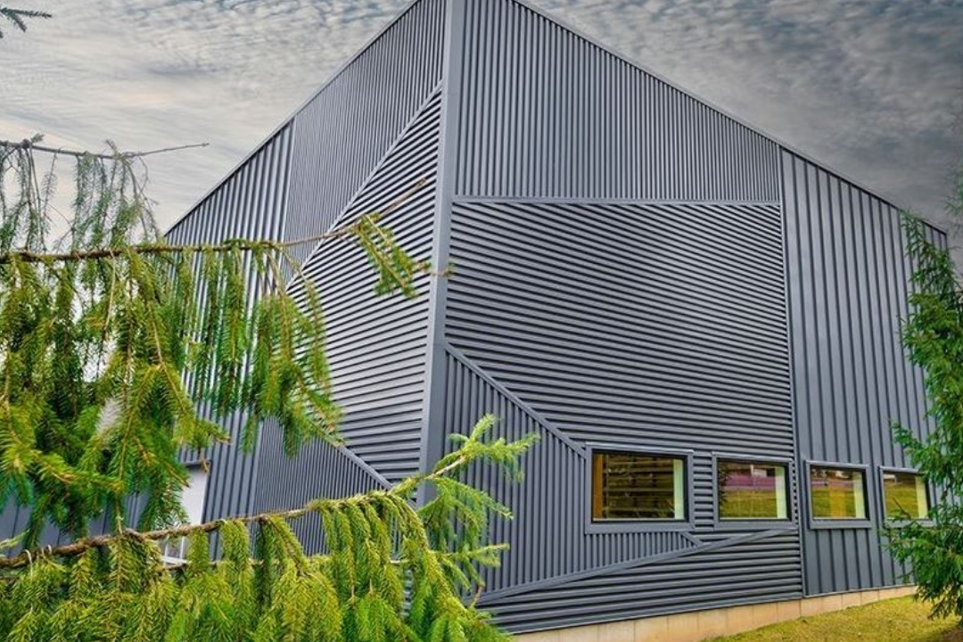 اجرای نمای فلزی