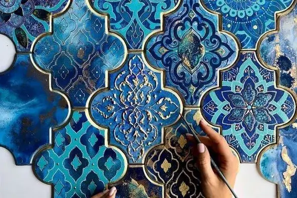 نقاشی روی کاشی ایرانی