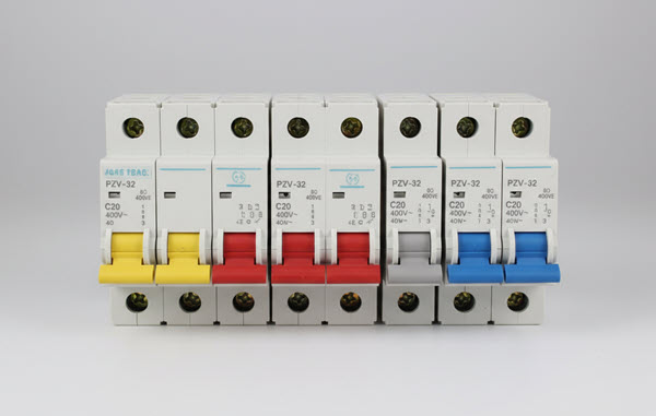 فیوز مینیاتوری