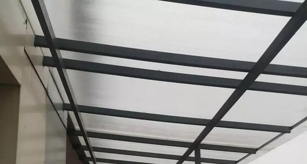ایرانیت فایبرگلاس صاف ۳۰۰ گرمی