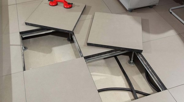 کف کاذب سرامیکی