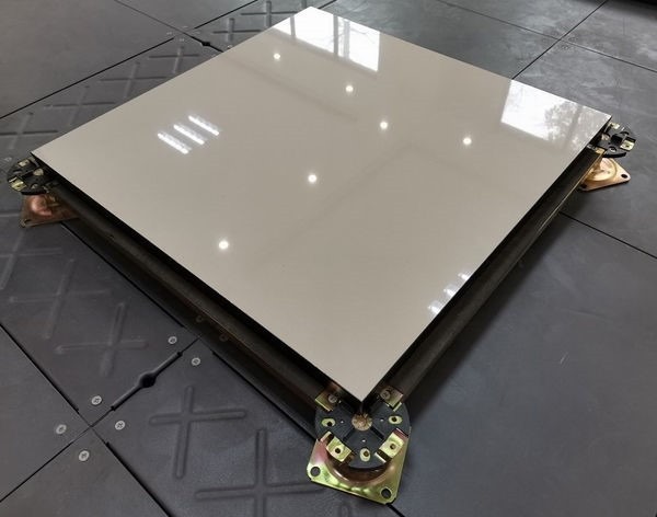 کف کاذب سرامیکی