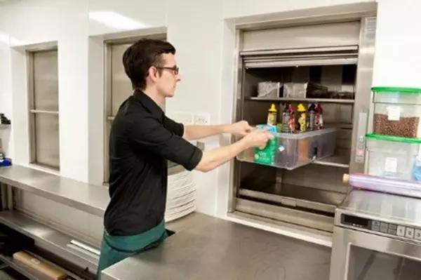 آسانسور غذا بر