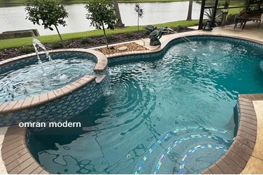 بازسازی استخر و محوطه