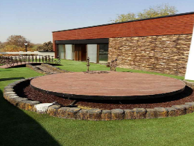 کف و محوطه سازی چوبی