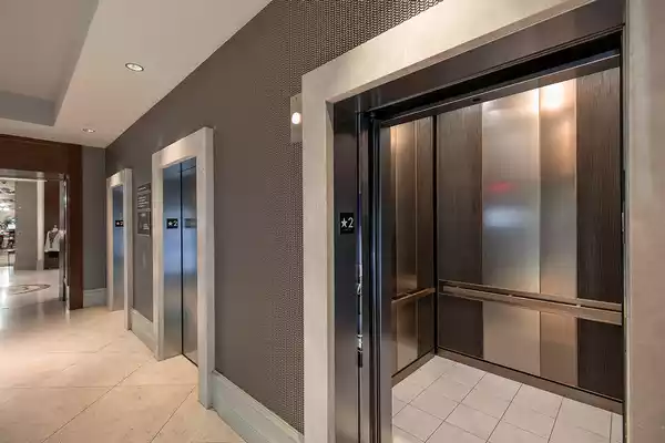 آسانسور برای چند طبقه الزامی است