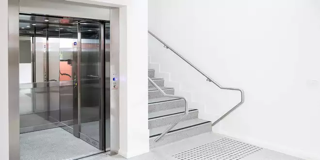 هزینه نصب آسانسور در ساختمان چهار طبقه بین طبقات اول تا چهارم با چه درصدی سهم بندی می شود