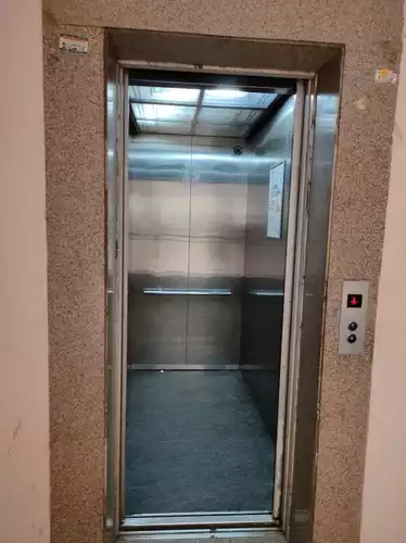 قیمت آسانسور 4 نفره