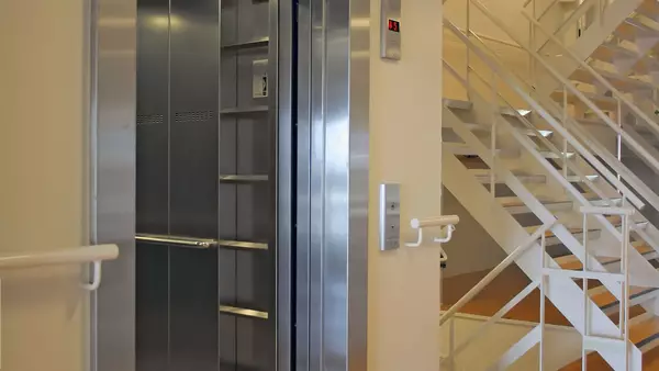 قیمت آسانسور برای 5 طبقه