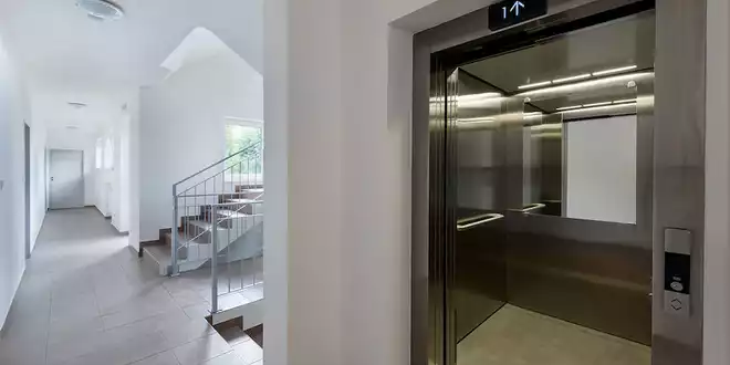 تفاوت آسانسور هیدرولیک و کششی