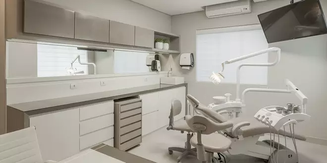 طراحی کابینت مطب دندانپزشکی