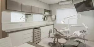 طراحی کابینت مطب دندانپزشکی