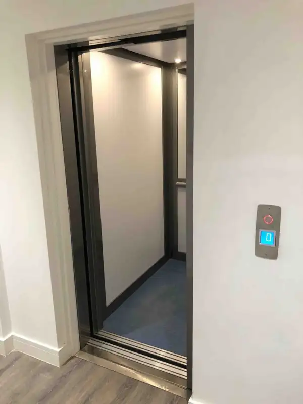 کوچک ترین آسانسور