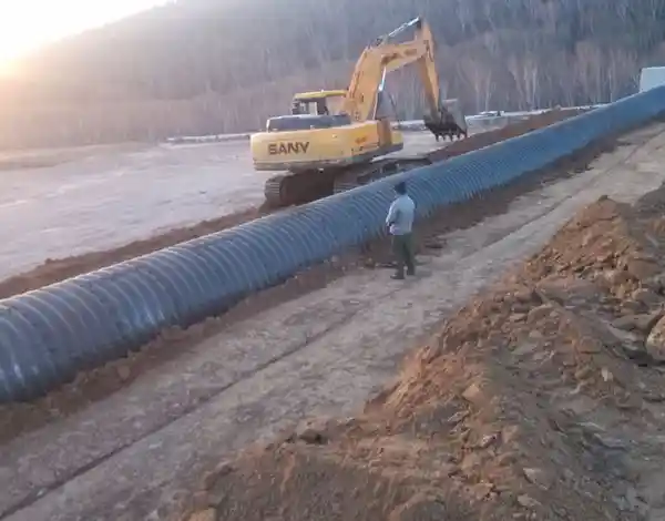 لوله زهکش کاروگیت