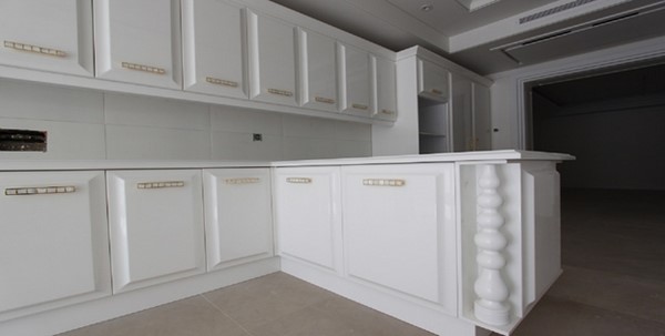 کابینت پولیشی مات 