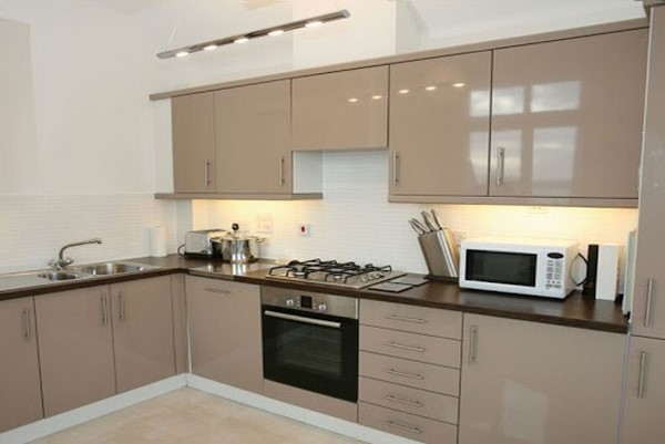 کابینت های گلاس رنگ کاپوچینو