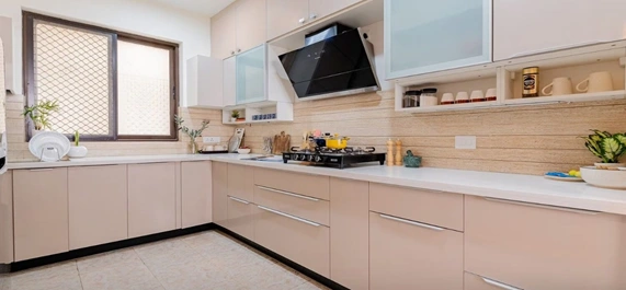 کابینت های گلاس کرم