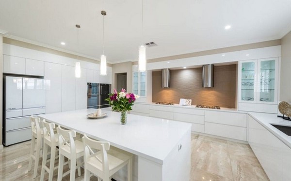 کابینت پلی اورتان سفید