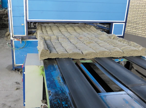 تولید پشم سنگ
