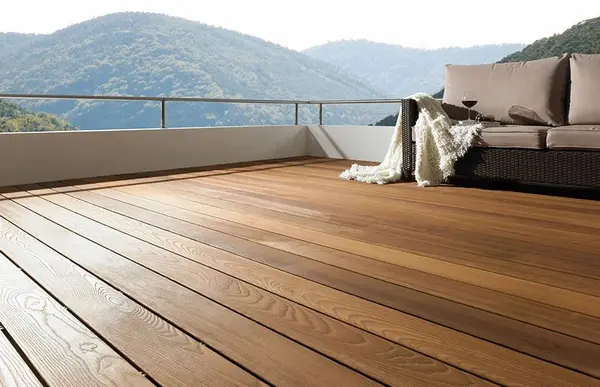 بهترین متریال برای کف روف گاردن