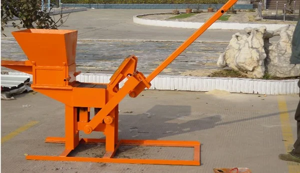 دستگاه بلوک زنی کوچک