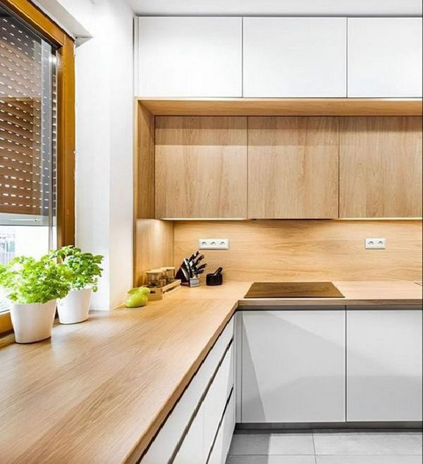 کابینت های گلاس سفید و طرح چوب