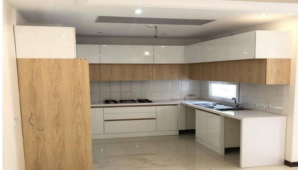 کابینت سفید چوب روشن