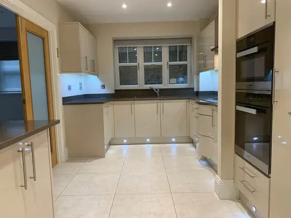 کابینت آشپزخانه کوچک هایگلاس