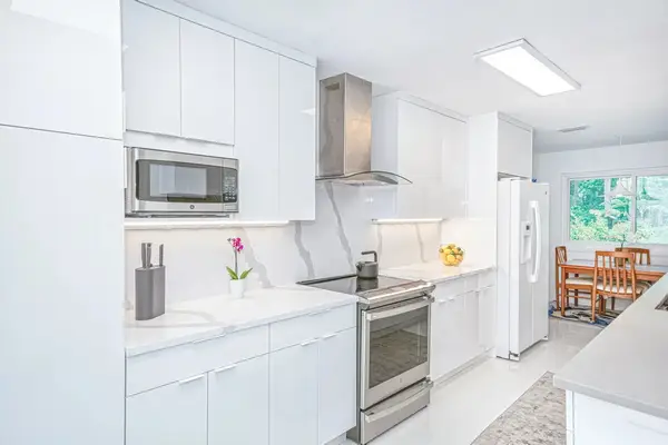 کابینت آشپزخانه کوچک هایگلاس