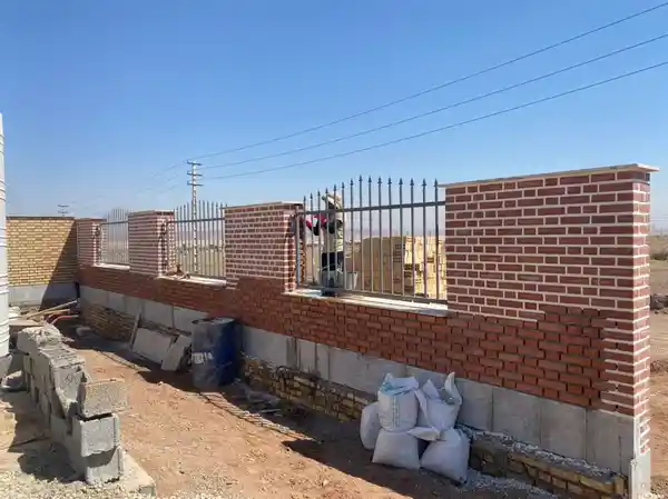 دیوارکشی زمین مسکونی