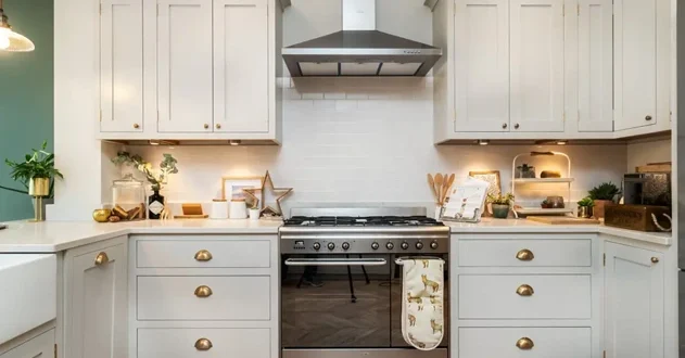 کابینت نئوکلاسیک سفید مات