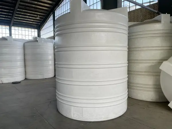 تانکر ۳۰۰۰ لیتری