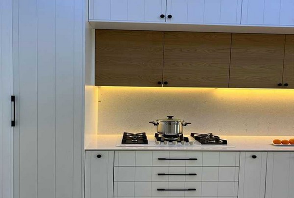 کابینت نئوکلاسیک سفید مات