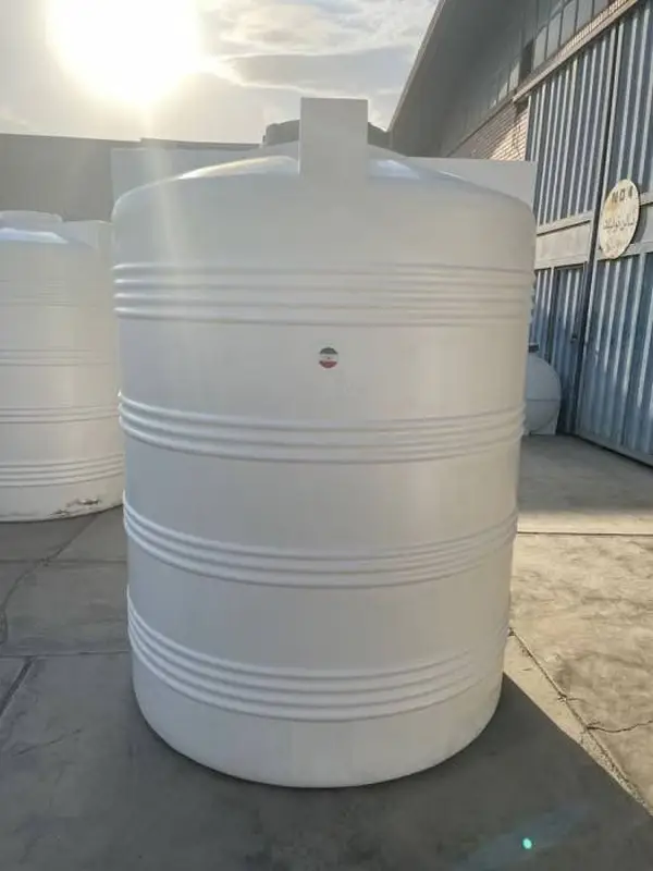 منبع آب ایستاده