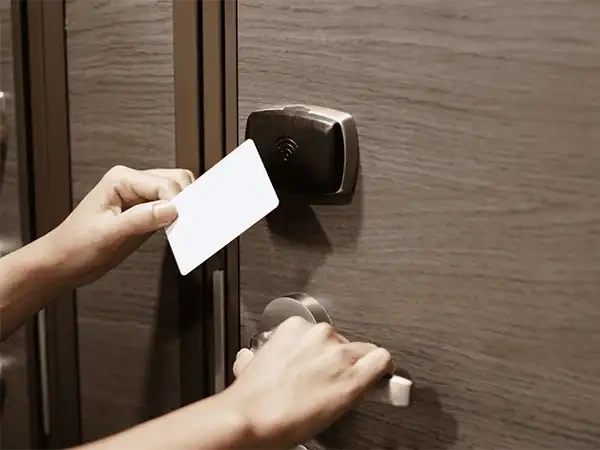 دستگیره کارتی