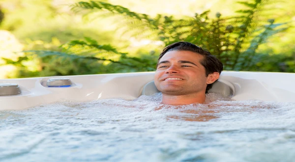 ۵ کاربرد درمانی جکوزی که فیزیوتراپیست ها توصیه می کنند