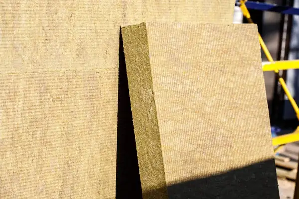 پشم سنگ دانسیته ۱۵۰