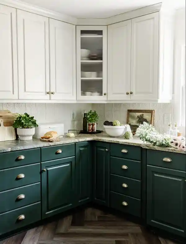 کابینت گوشه ای آشپزخانه
