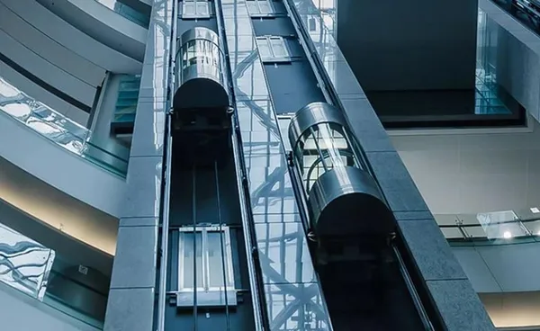 طراحی و نصب آسانسور سرعت بالا