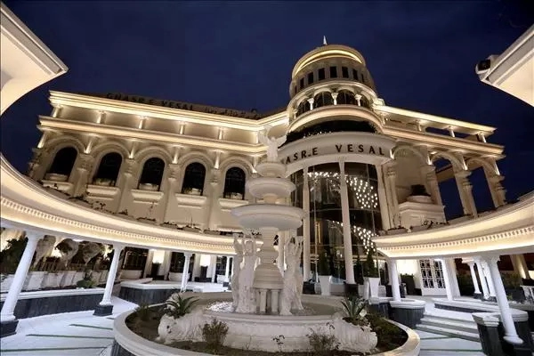 بازسازی تالار