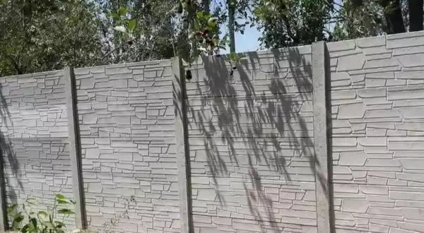 حصارکشی بتنی باغ پسته