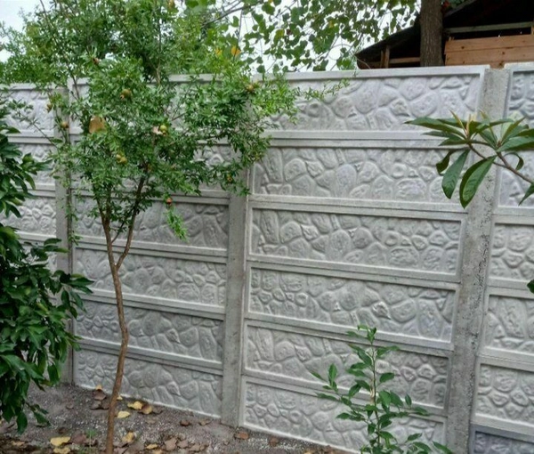 زیباترین طرح های دیوار پیش ساخته برای باغ