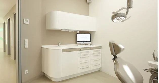 کابینت دندانپزشکی