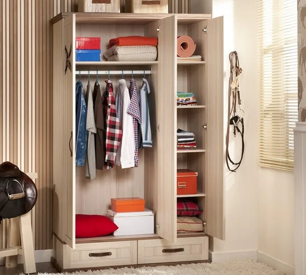 کمد دیواری کوچک