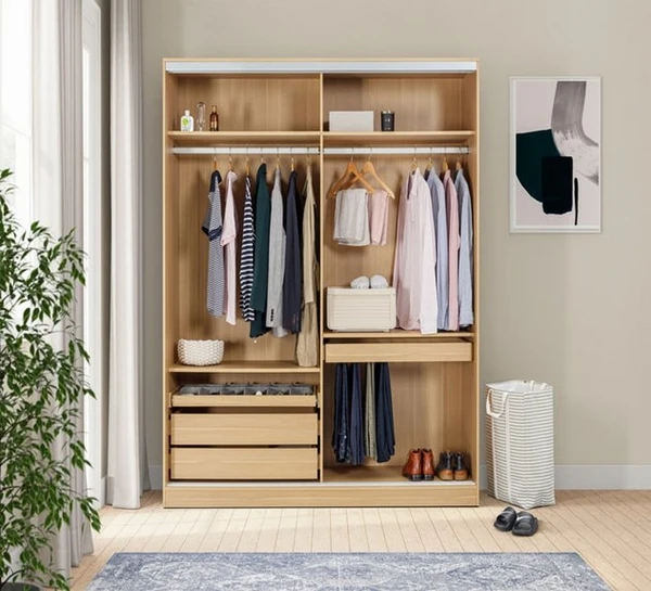 طراحی داخل کمد دیواری