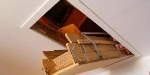 پله جمع شونده مخصوص پشت بام