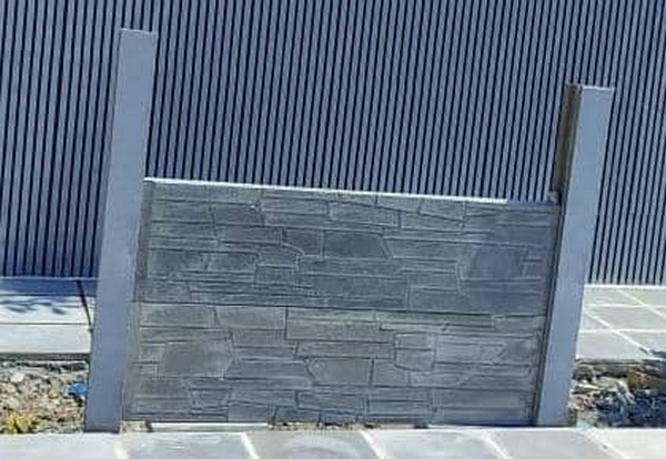 دیوار پیش ساخته در محوطه ویلاهای دوبلکس و لوکس
