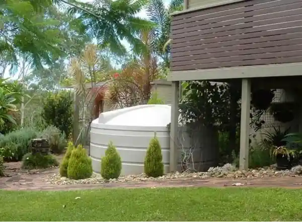 تانکر آب برای باغ