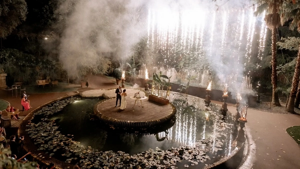 بازسازی تالار