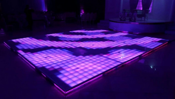 بازسازی تالار
